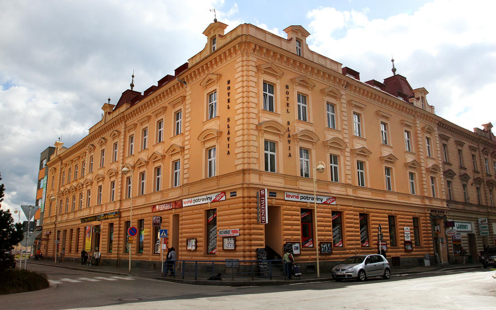 Hotel Slavia Tabor Bagian luar foto